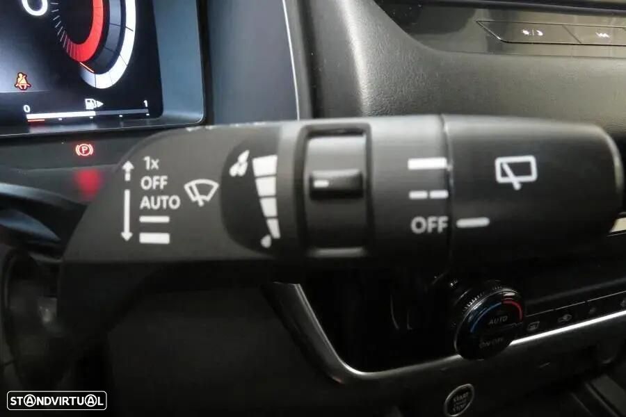 Nissan Qashqai 1.3 DIG-T N-Connecta LED Xtronic — fotografia 5