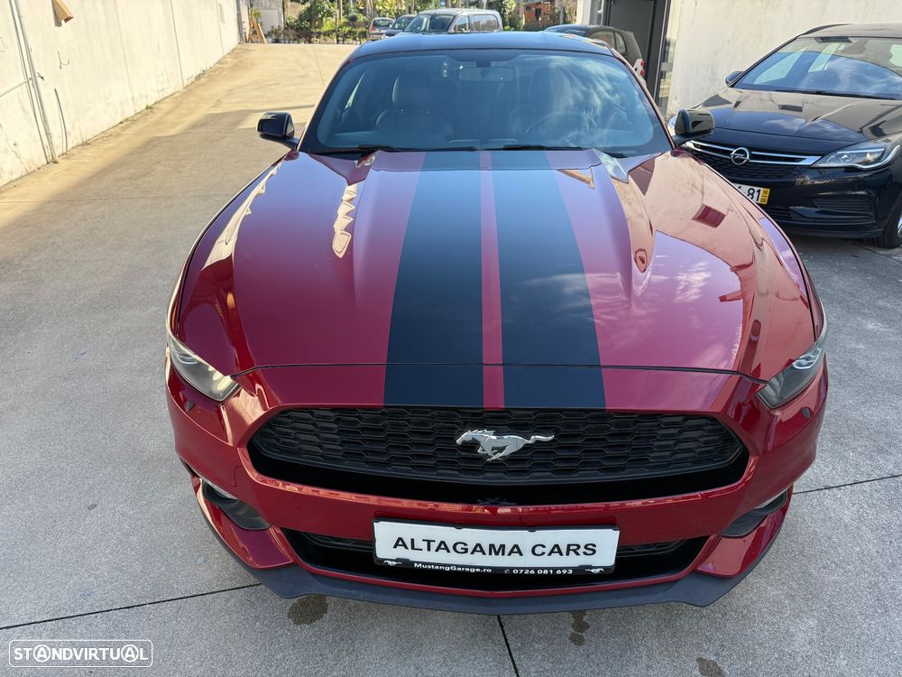 Ford Mustang 2.3 Eco Boost Aut. - 4
