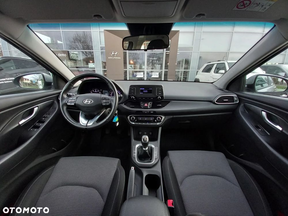 Hyundai i30 1.5 DPI Modern - 12