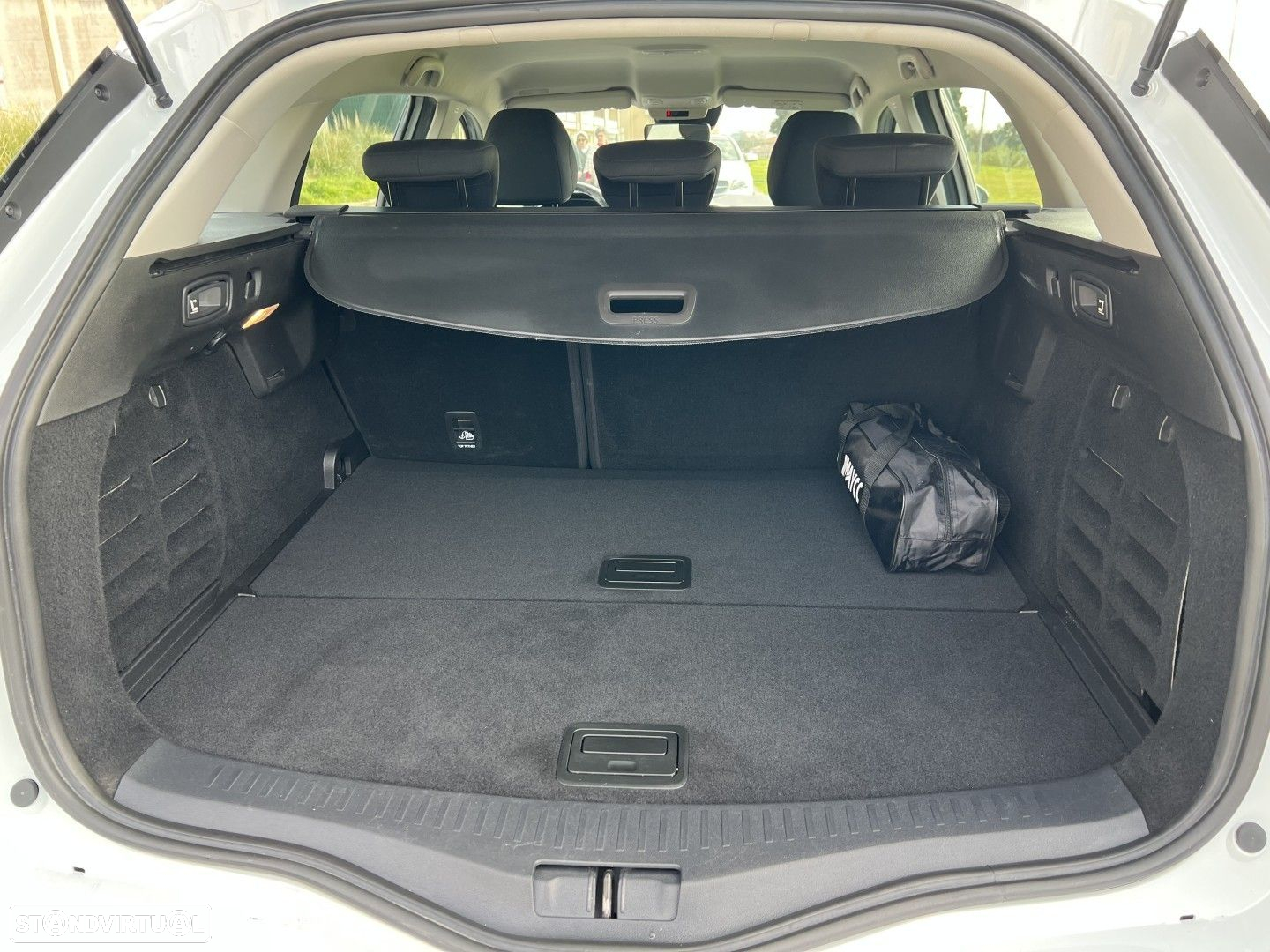 Renault Mégane BLUE dCi 115 BUSINESS EDITION - 32