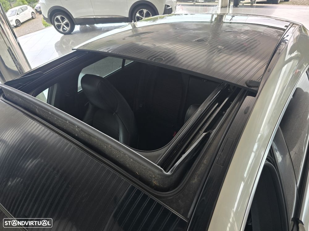 Mercedes-Benz CLA 220 d Shooting Brake AMG Line Aut. — fotografia 8