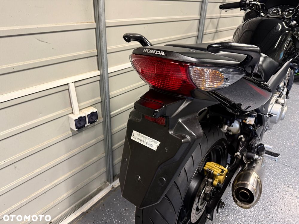 Honda CBF - 4