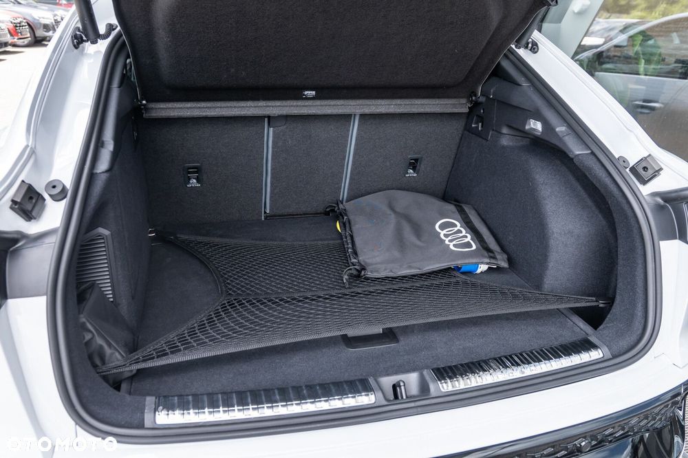 Audi Q3 Sportback - 10