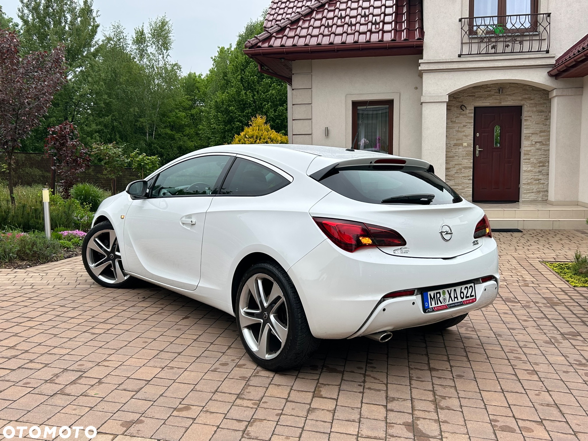 Opel Astra GTC 1.4 Turbo - 16