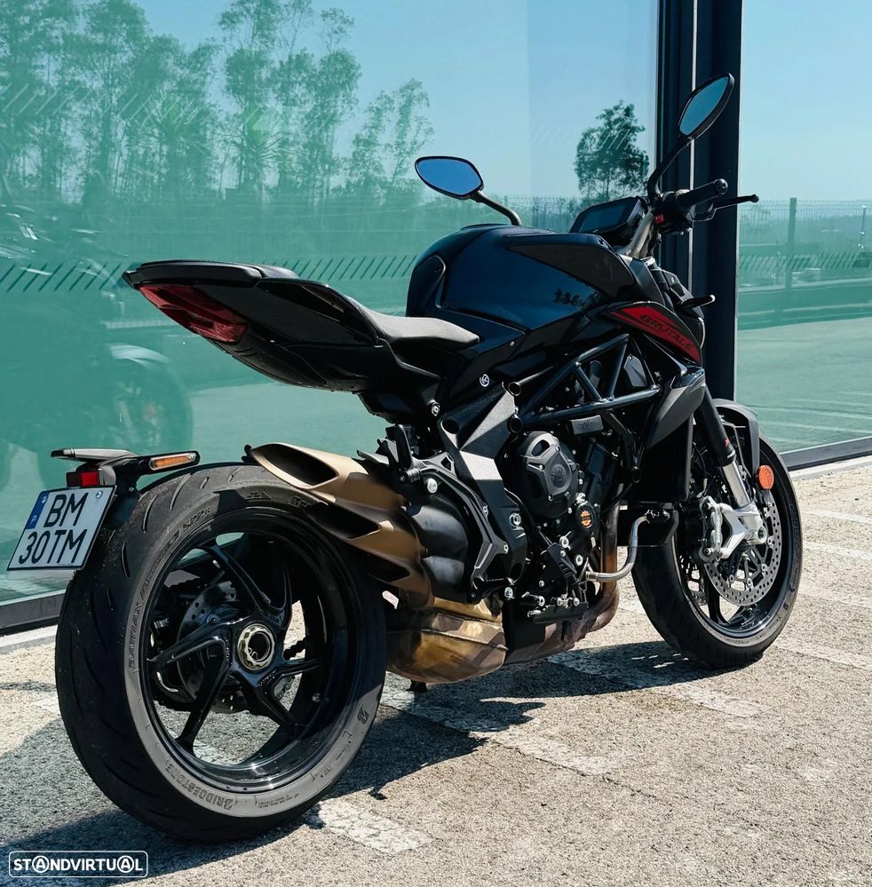 MV Agusta Brutale 800 R - 2