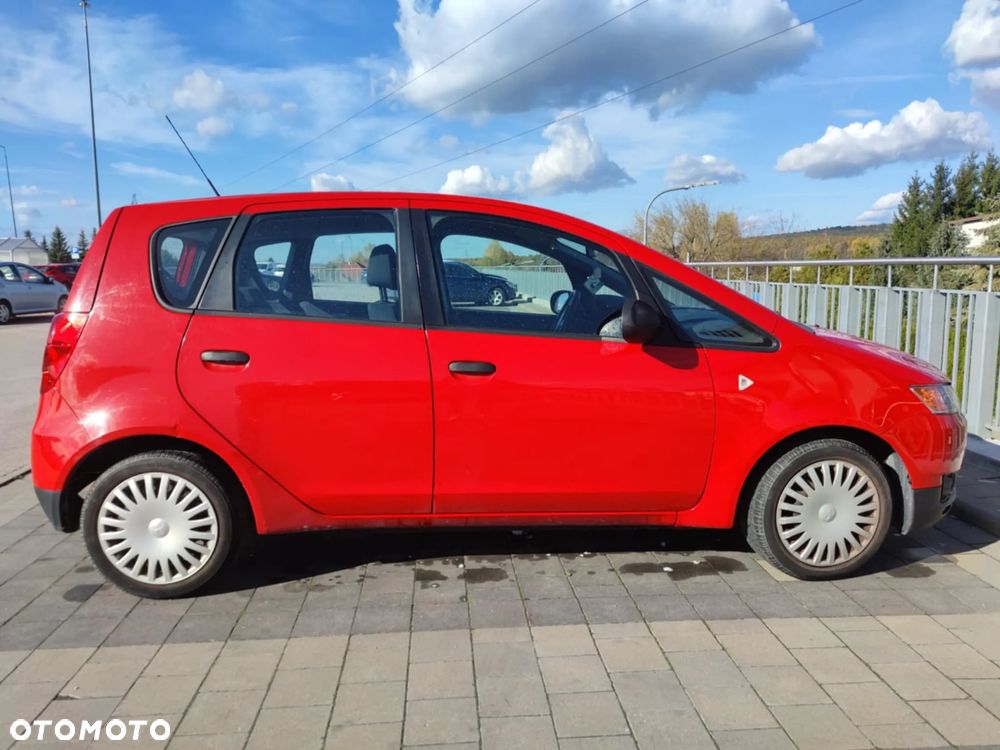 Mitsubishi Colt - 4