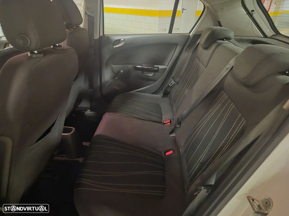 Opel Corsa 1.2 Enjoy - 22