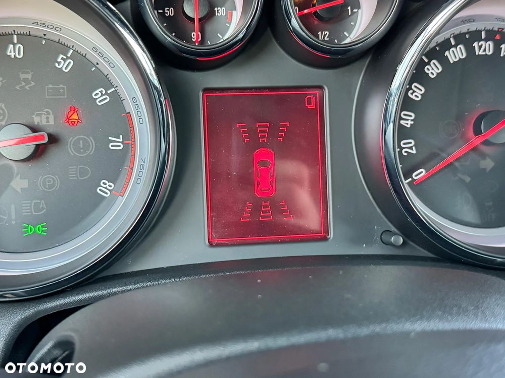 Opel Astra 1.4 Turbo Active - 26