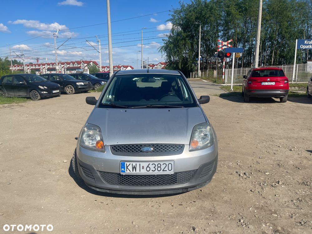 Ford Fiesta 2007 photo 4