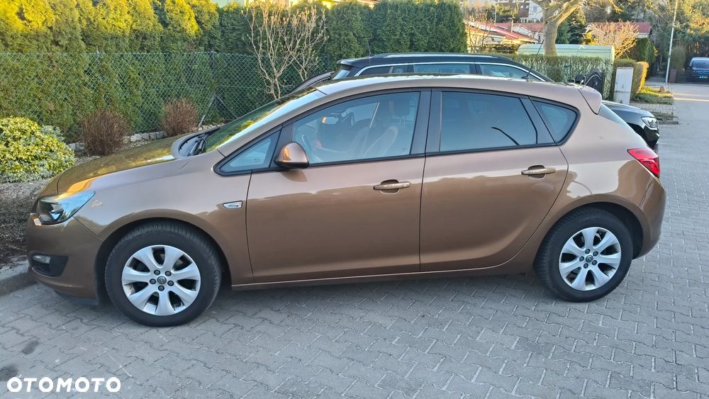 Opel Astra 1.6 Style - 1