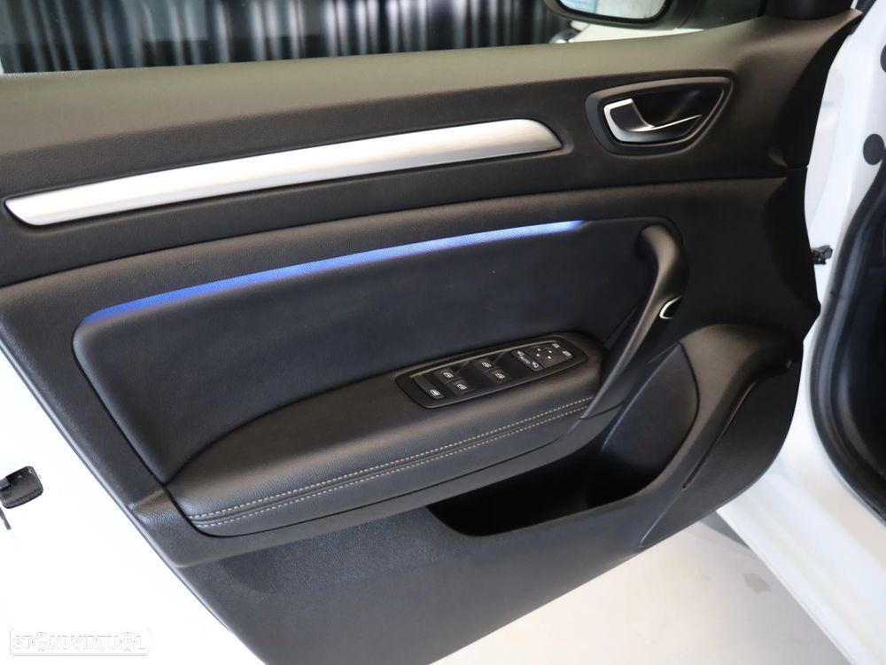 Renault Mégane 1.5 Blue dCi Techno EDC - 19