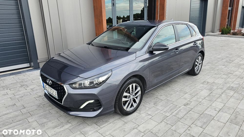 Hyundai i30 1.4 T-GDI Premium DCT - 9