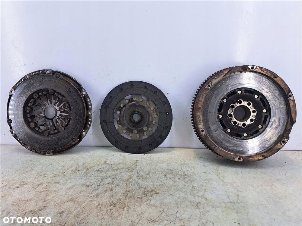 Sprzęgło dwumas Lexus IS II 2005-2012 2.2D 13450-0W060 31250-0W070 - 1