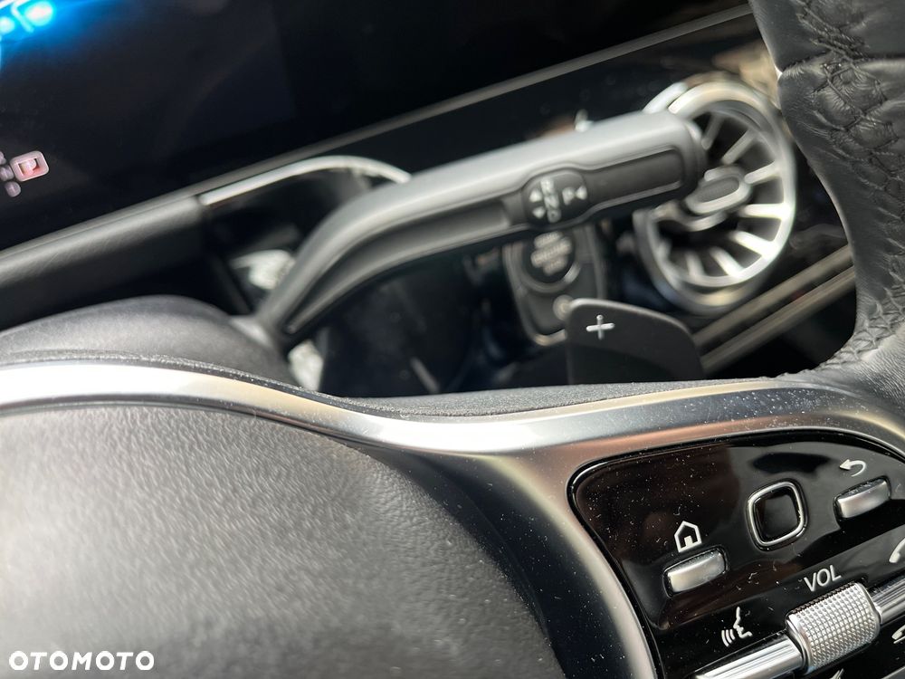 Mercedes-Benz GLA 250 4-Matic AMG Line - 36