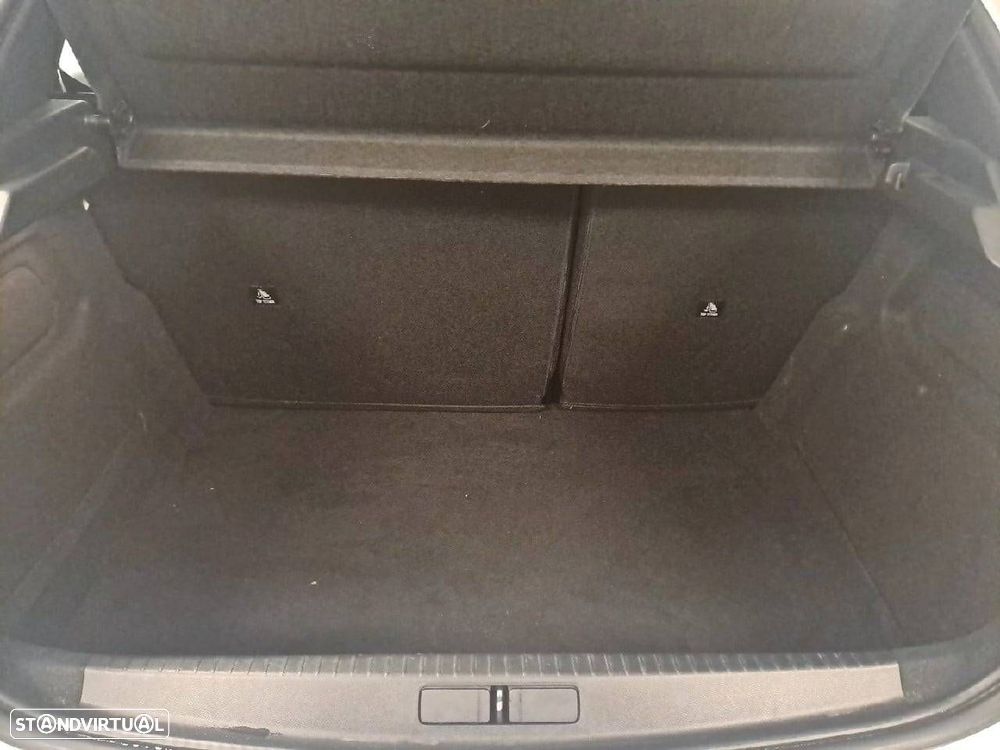 Peugeot 208 1.2 PureTech Active Pack - 6