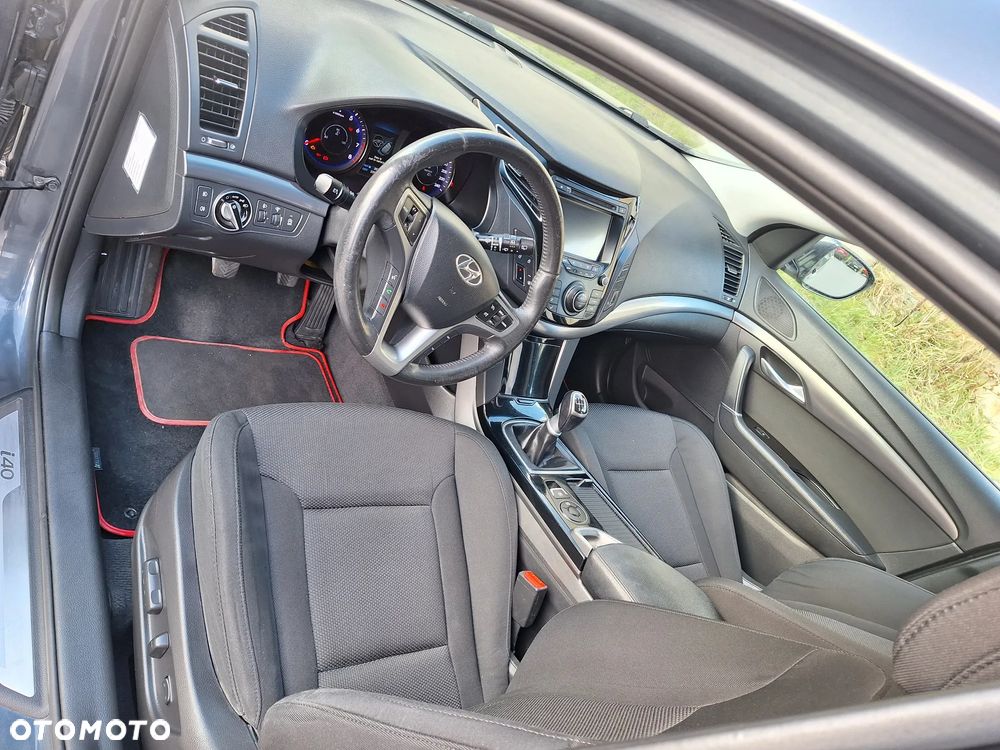 Hyundai i40 Kombi blue 1.6 Space - 7