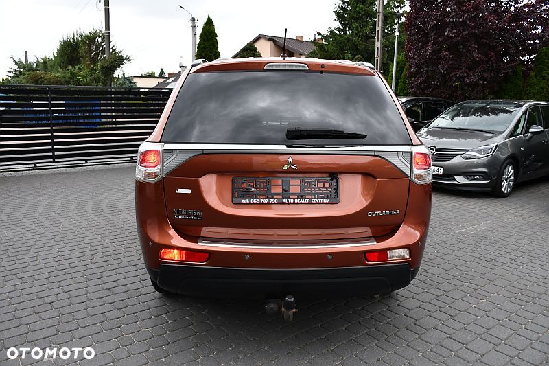 Mitsubishi Outlander 2.0 2WD CVT Diamant Edition+ - 38