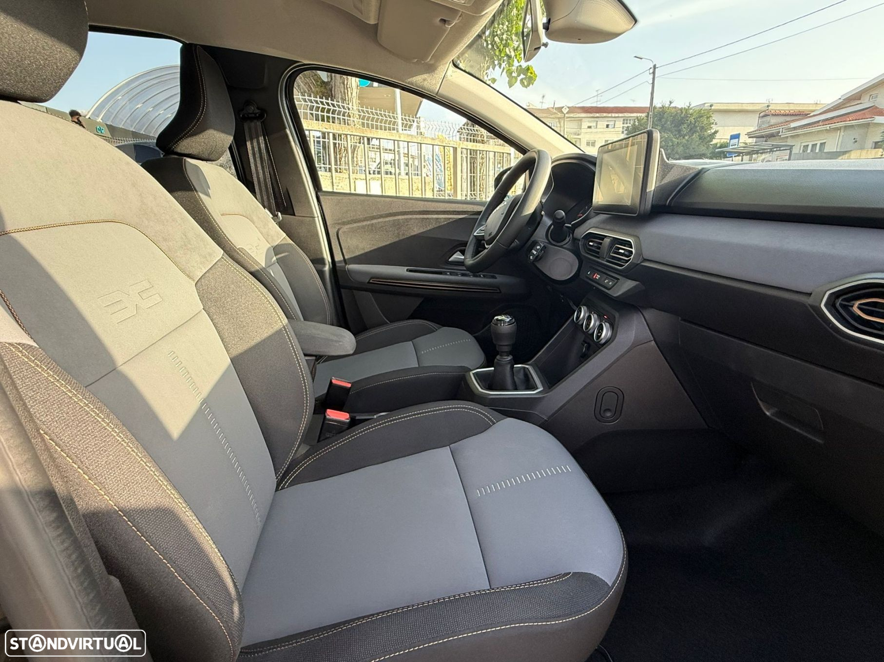 Dacia Jogger 1.0 TCe SL Extreme+ Up&Go 7L - 11