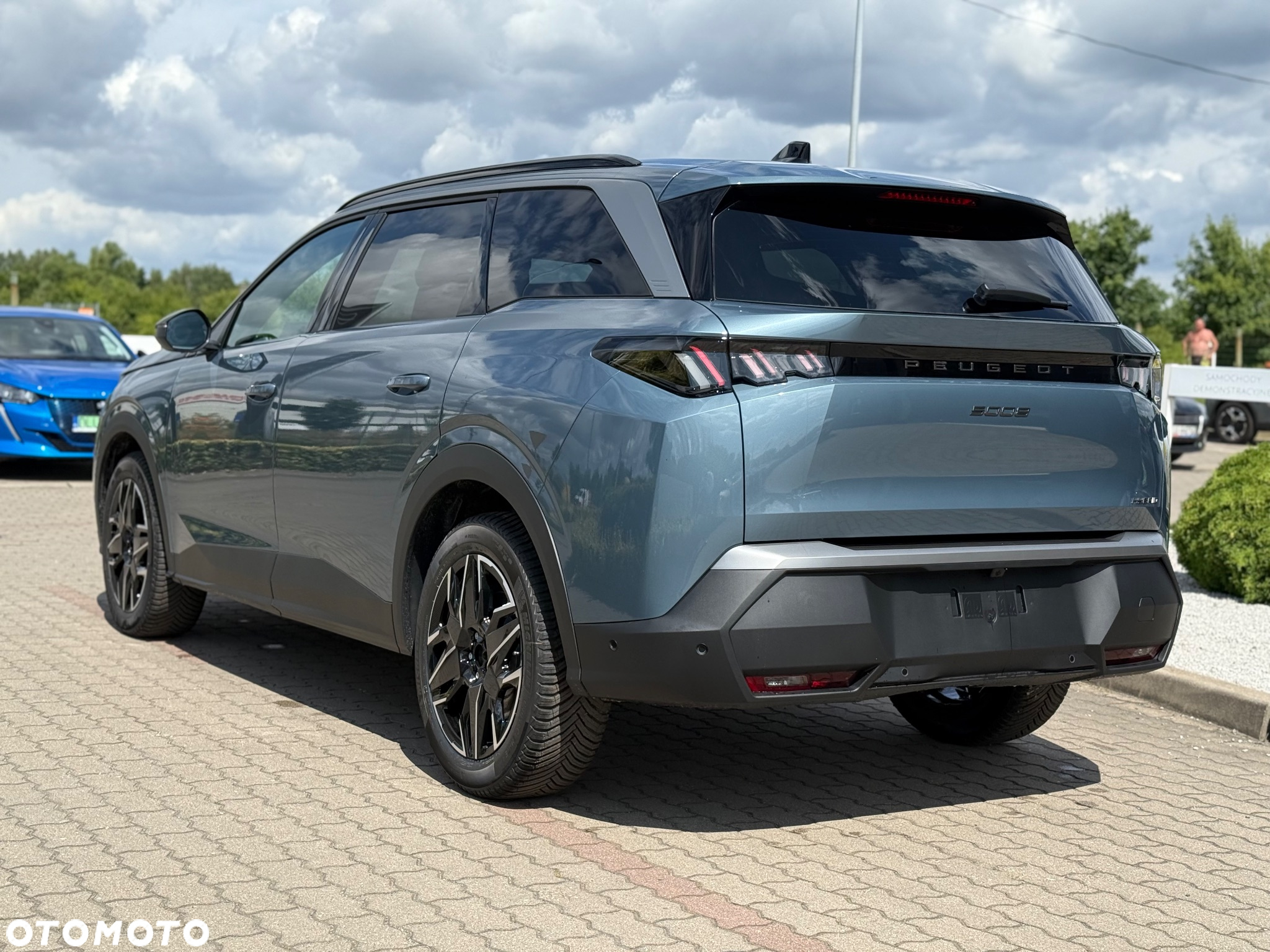 Peugeot 5008 1.2 PureTech mHEV Allure S&S e-DCS6 - 7