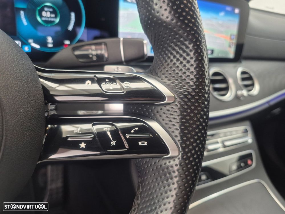 Mercedes-Benz E 220 d AMG Line — fotografia 17