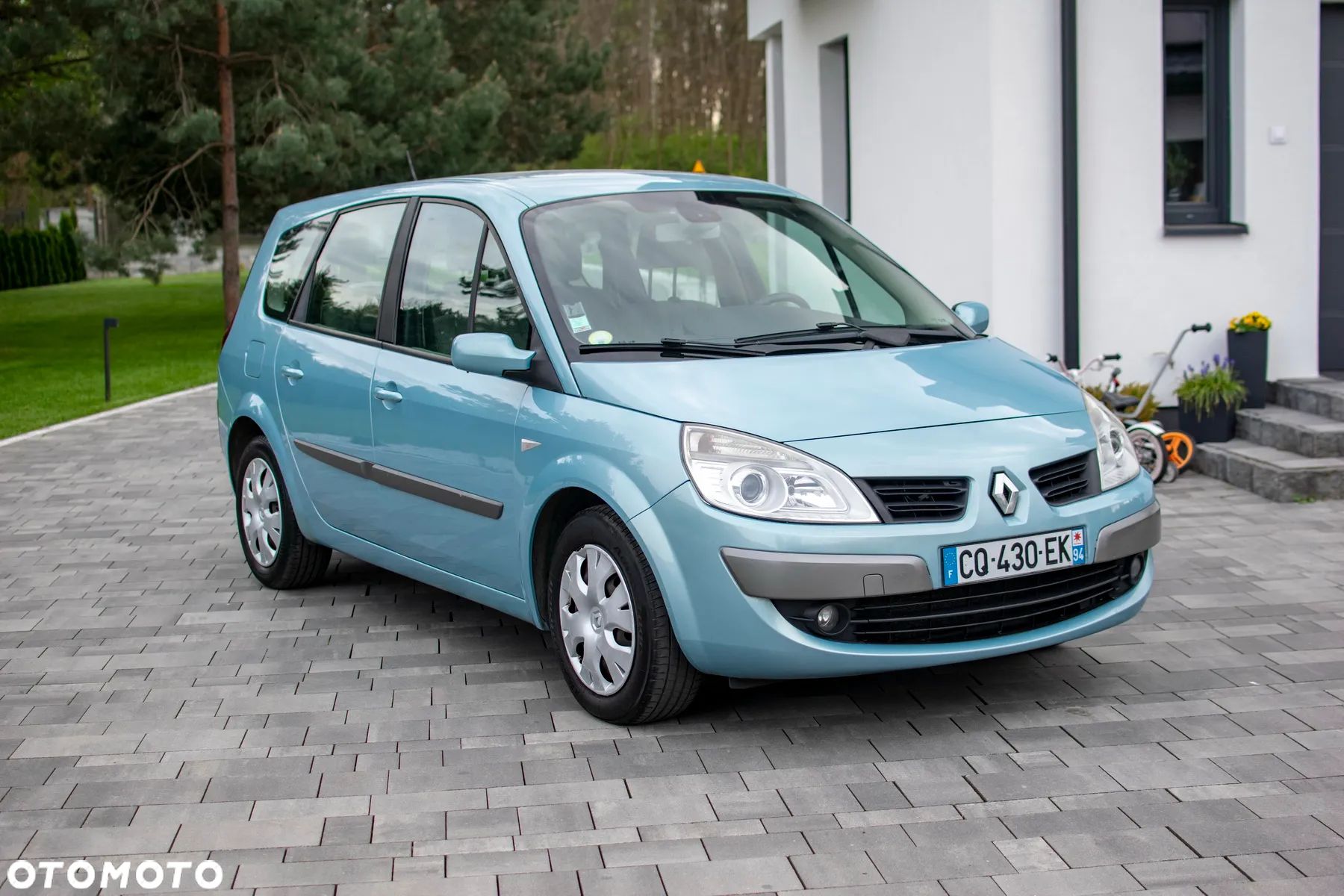 Renault Scenic - 1