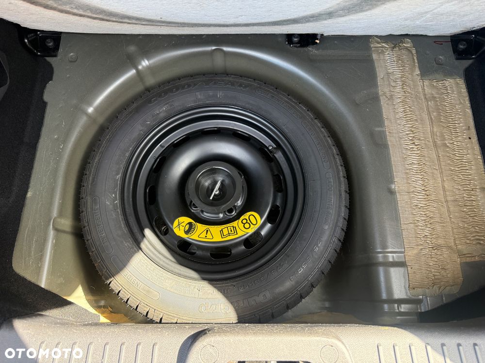 Ford Fiesta - 13