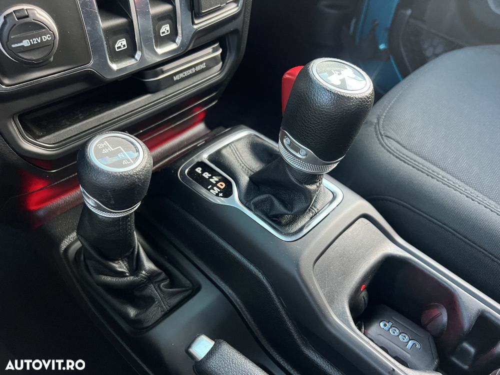 JEEP Wrangler 2021 — imagine 14