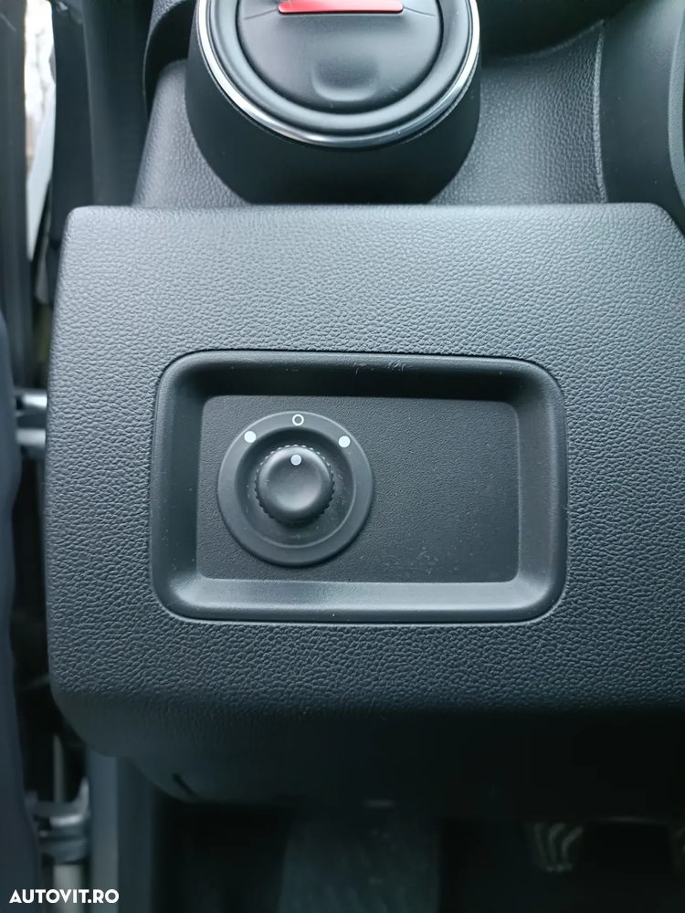 Dacia Duster TCe 150 GPF SL Techroad - 8