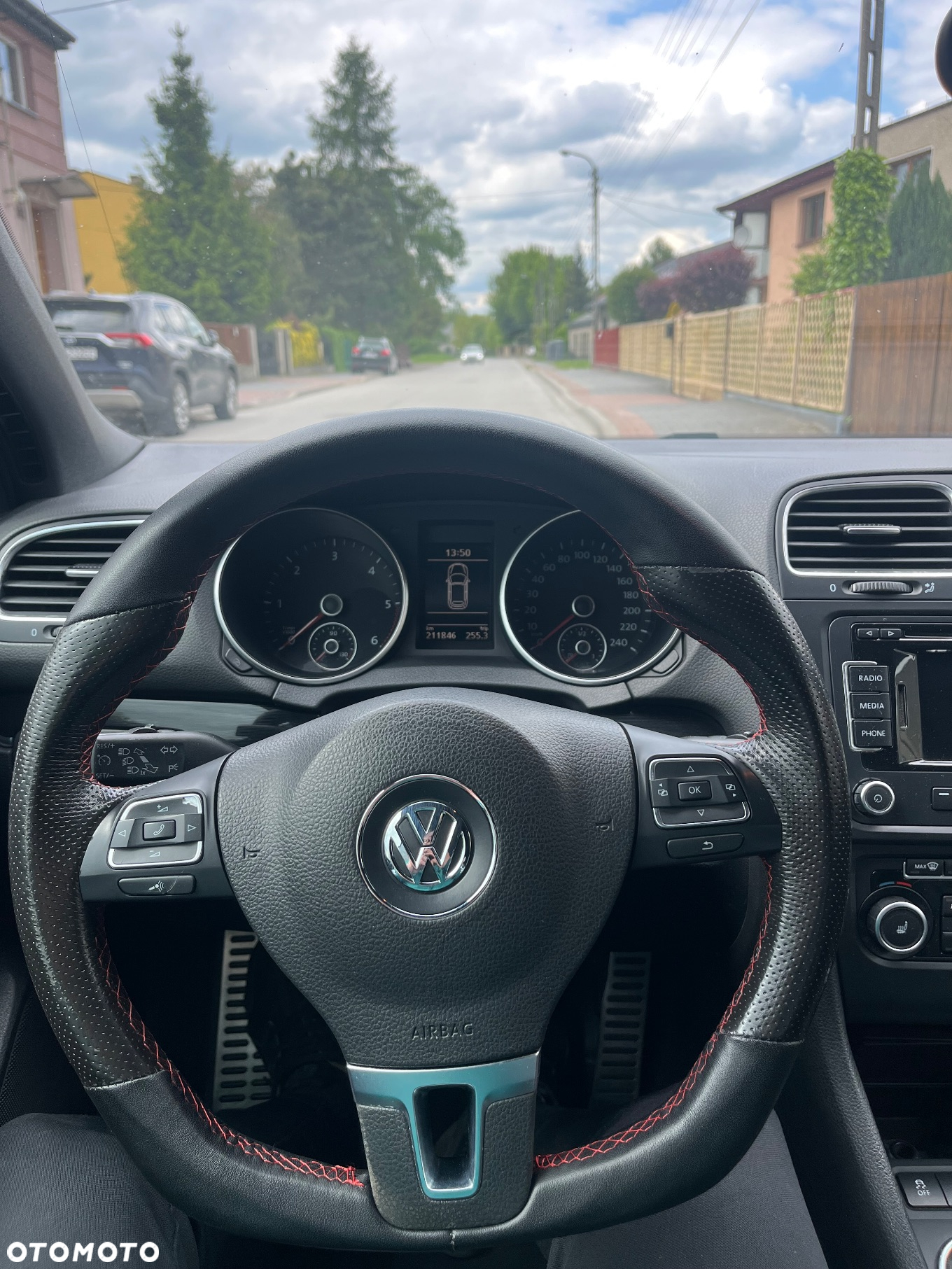 Volkswagen Golf VI 1.6 TDI Comfortline - 12