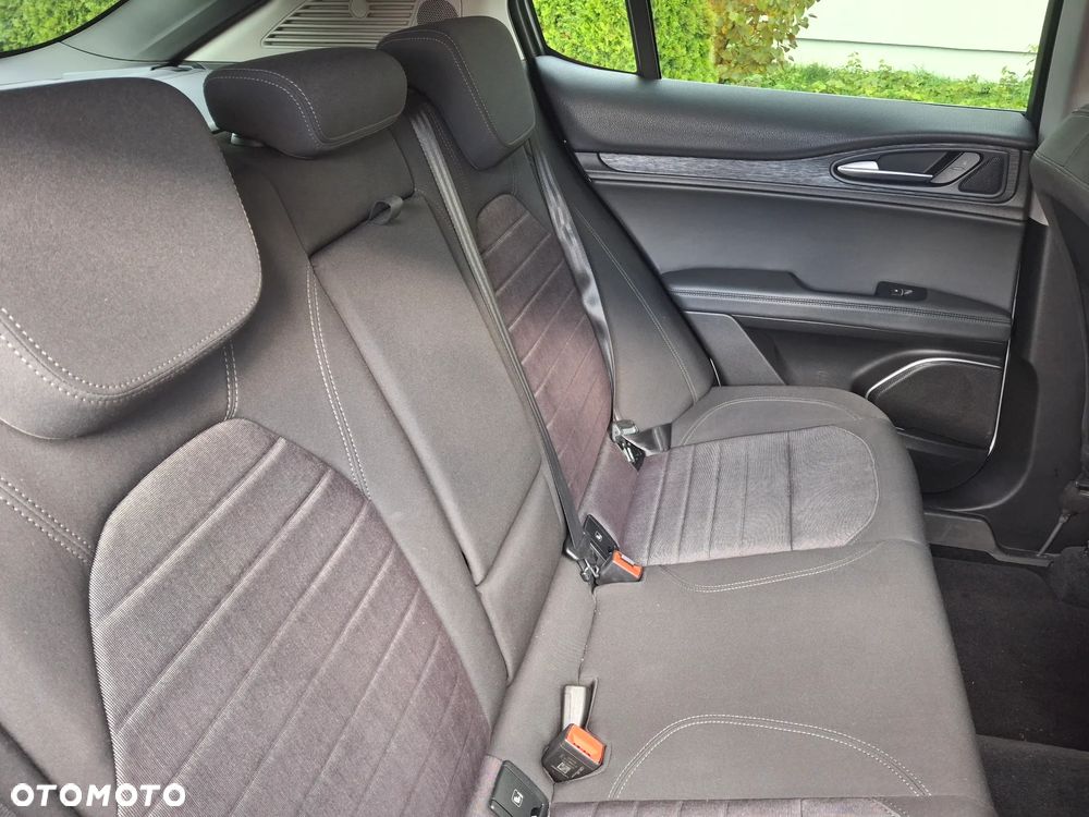 Alfa Romeo Stelvio 2.0 Turbo Business Q4 - 30