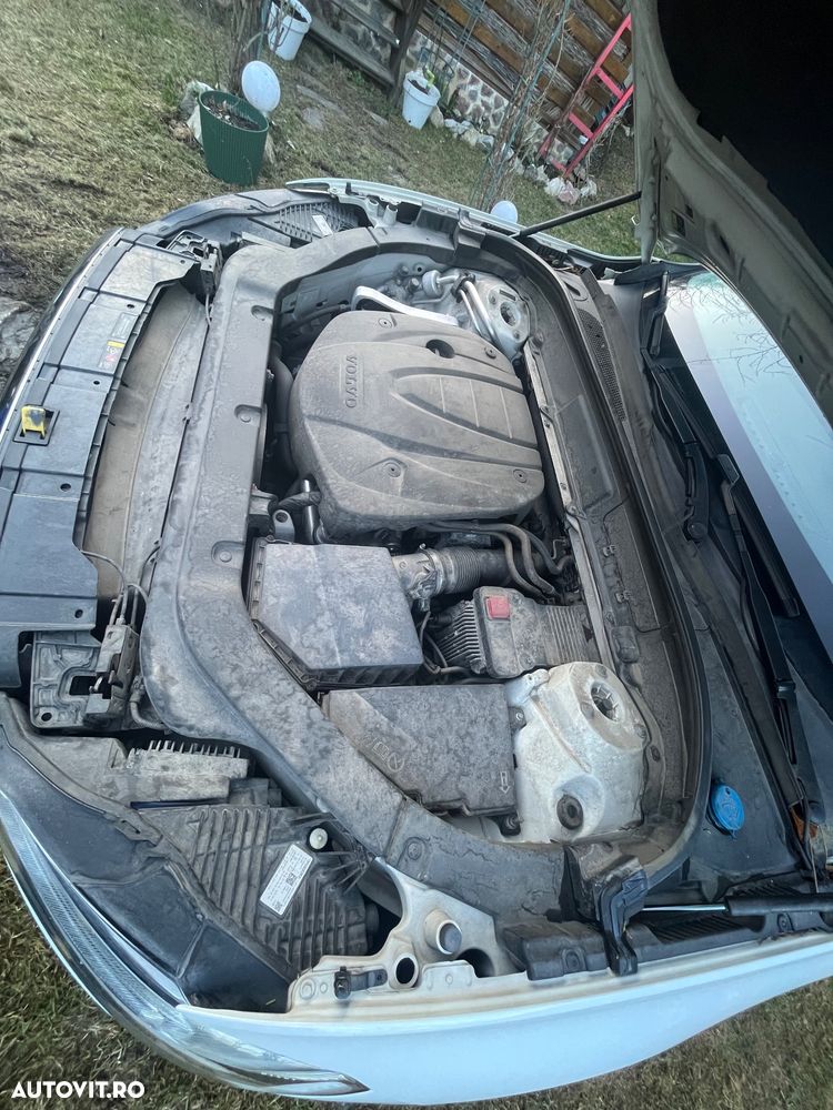 Volvo XC 60 D3 Momentum - 10