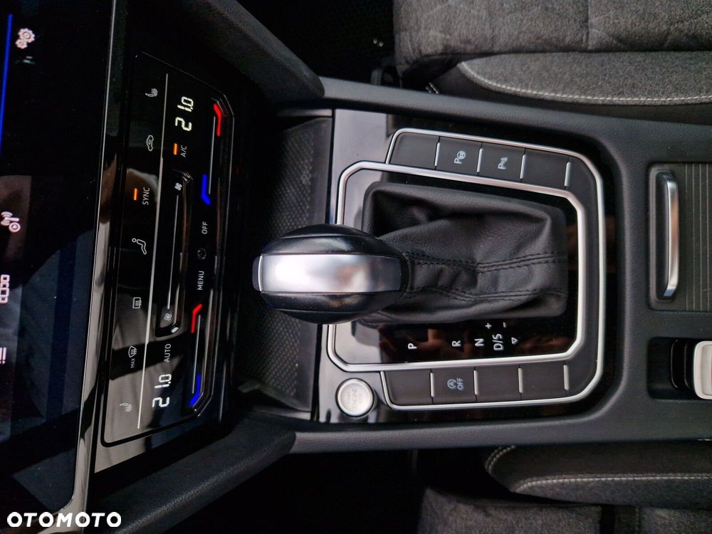 Volkswagen Passat Variant - 26