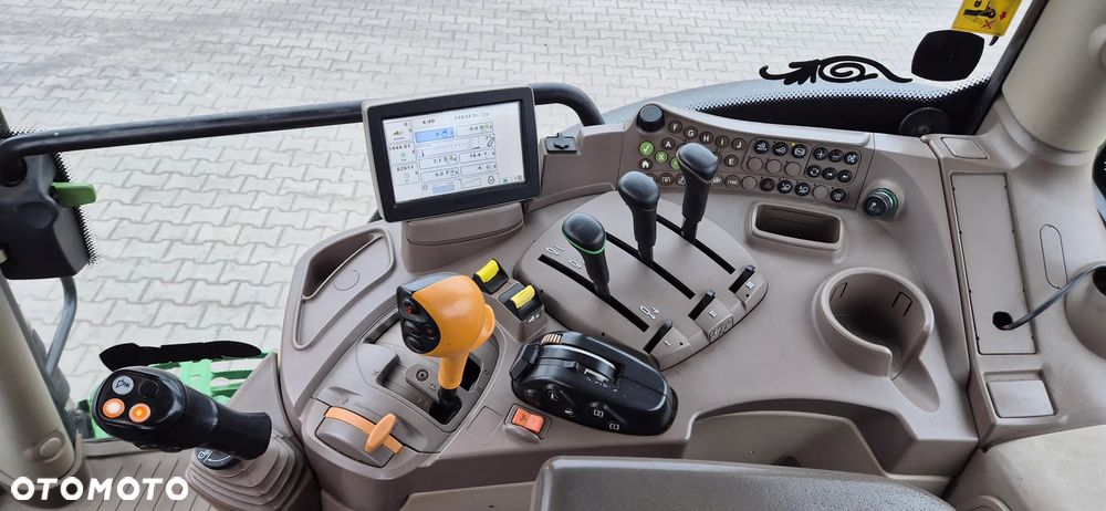 John Deere 6150R - 12