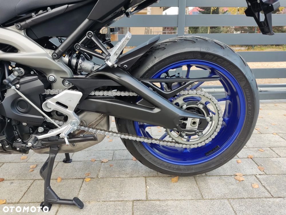 Yamaha MT - 22