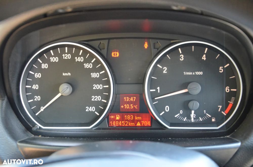 BMW Seria 1 116i - 17