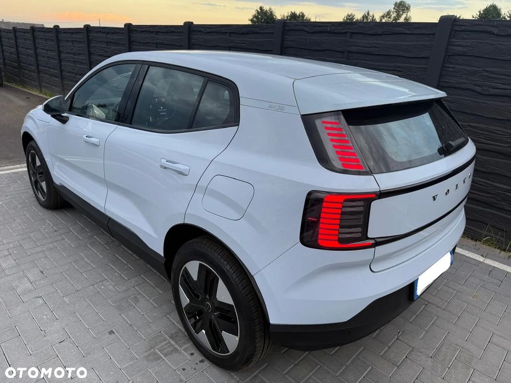 Volvo EX30 Single Motor RWD Plus - 4