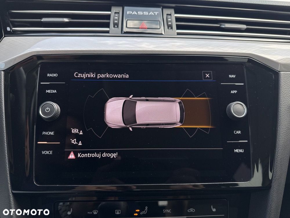 Volkswagen Passat Variant 2.0 TDI EVO Business - 21