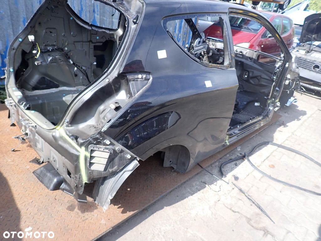 HYUNDAI I20 I 3D BŁOTNIK TYŁ PRAWY ĆWIARTKA RB7 - 2