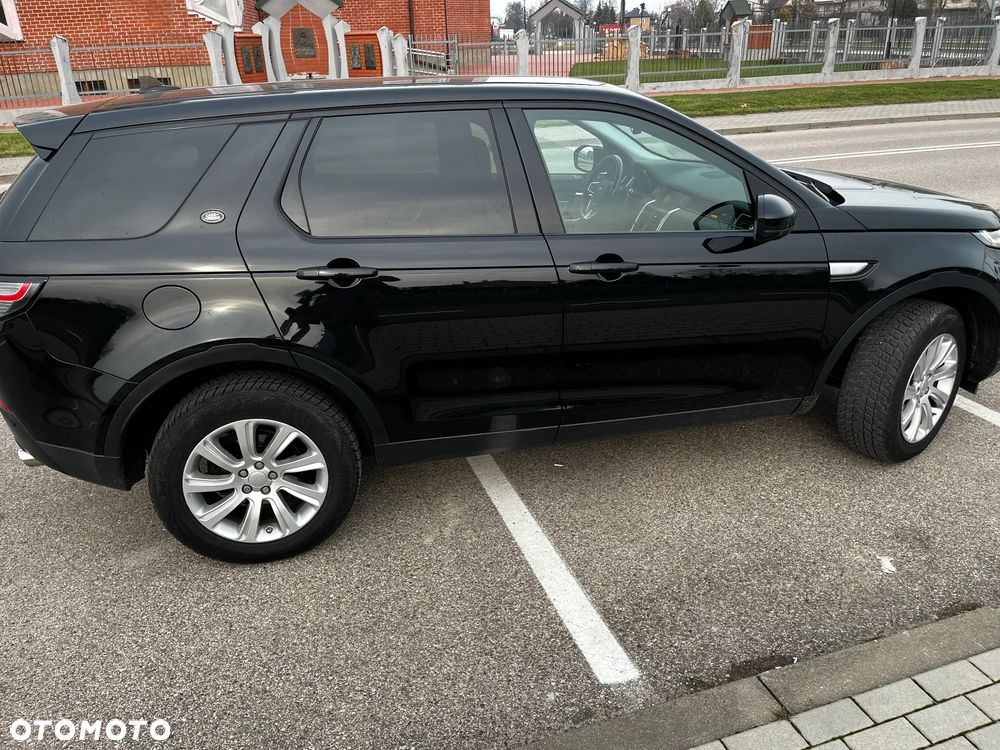 Land Rover Discovery Sport TD4 Sky View - 4