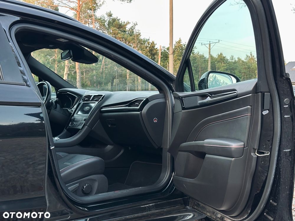 Ford Mondeo 2.0 EcoBlue ST-Line - 23