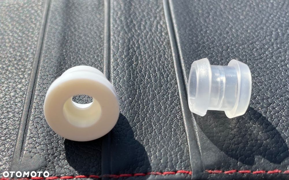 Hummer H2 II tulejka linki lewarka zmiany biegów tulejki tuleja plastik mocowanie uchwyt przy skrzyni - 3