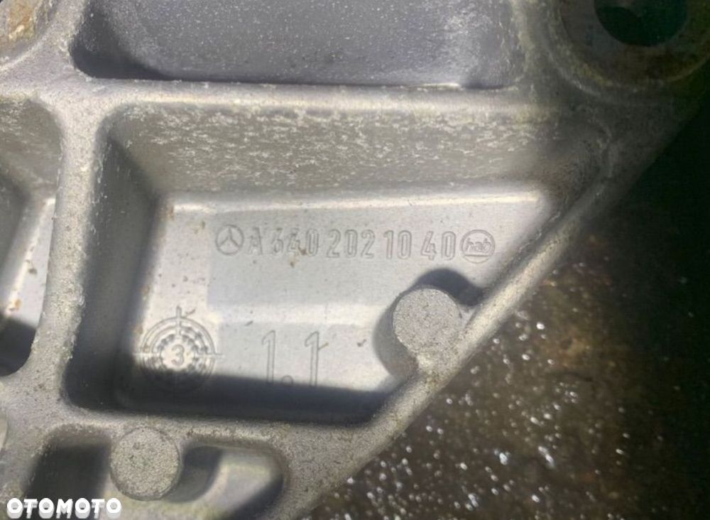 A6402021040 łapa podstawa alternatora rolki pk mercedes a w169 b w245 - 2