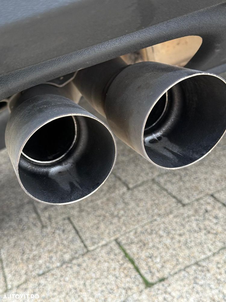 Volkswagen Tiguan 2.0 TDI DPF BlueMotion Technology Cup Sport & Style - 22