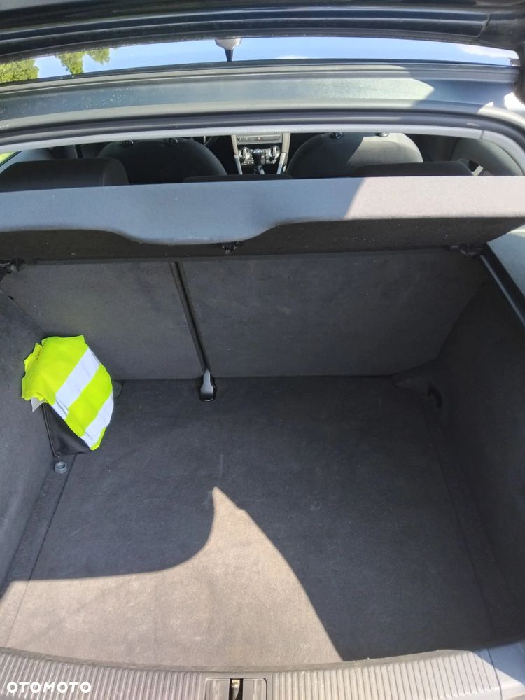 Audi A3 Sportback 1.6 TDI DPF Ambition - 12
