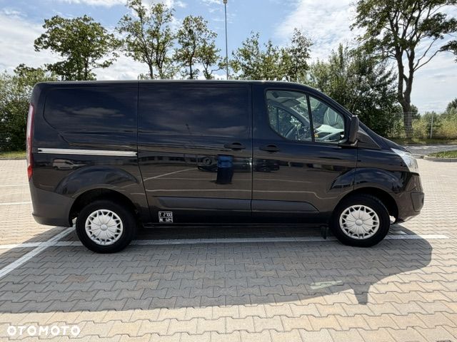 Ford TRANSIT CUSTOM - 3