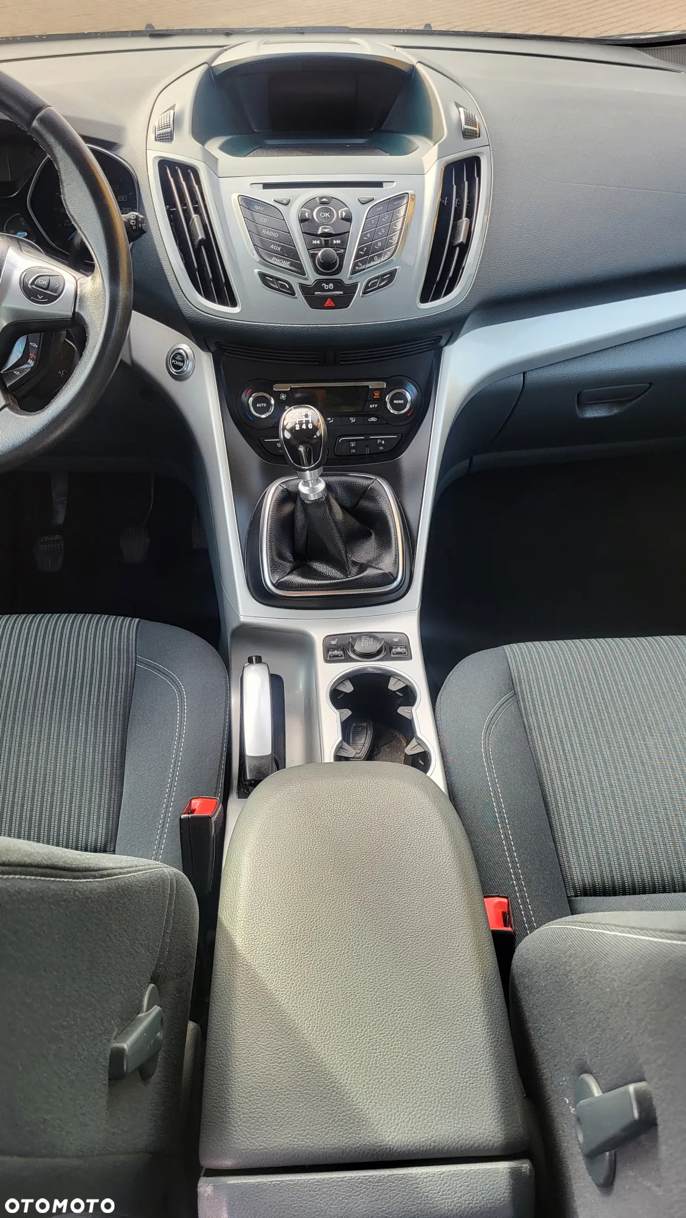 Ford Grand C-MAX 2.0 TDCi Champions Edition - 9