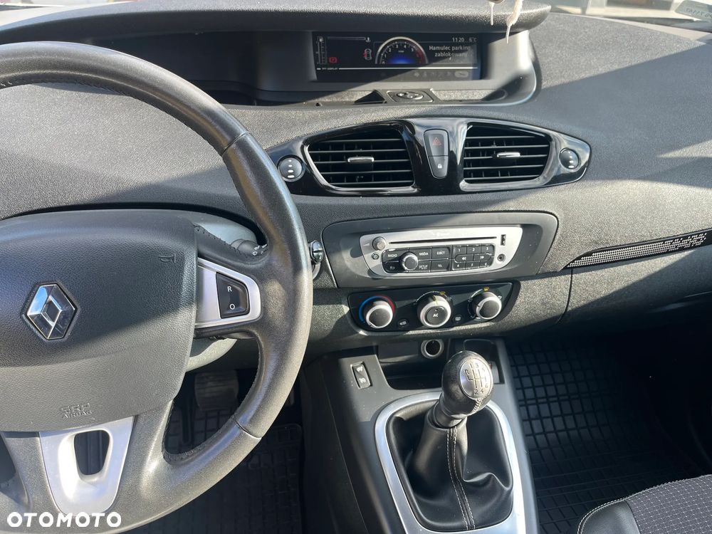 Renault Scenic ENERGY TCe 115 Bose Edition - 8