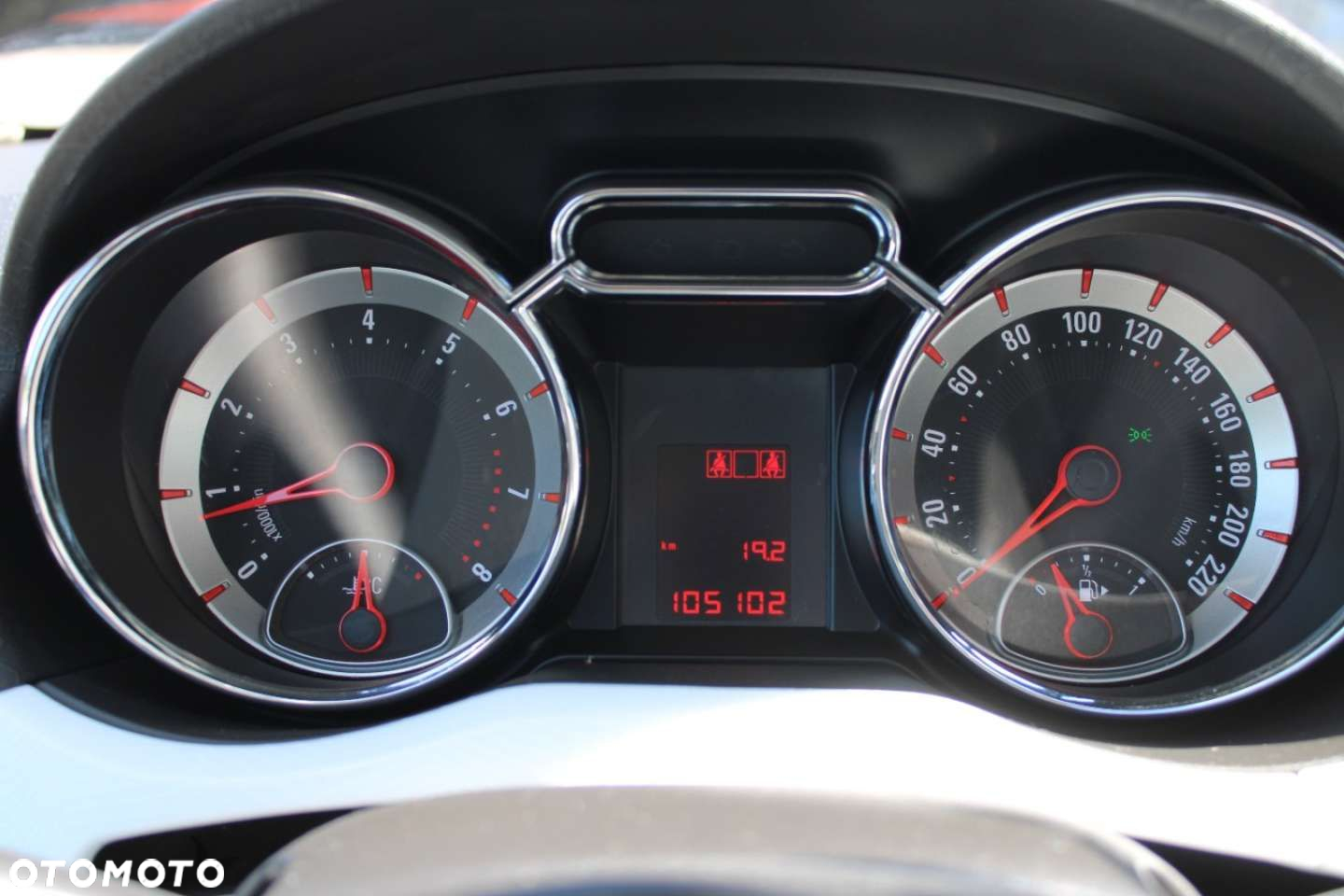 Opel Adam - 40