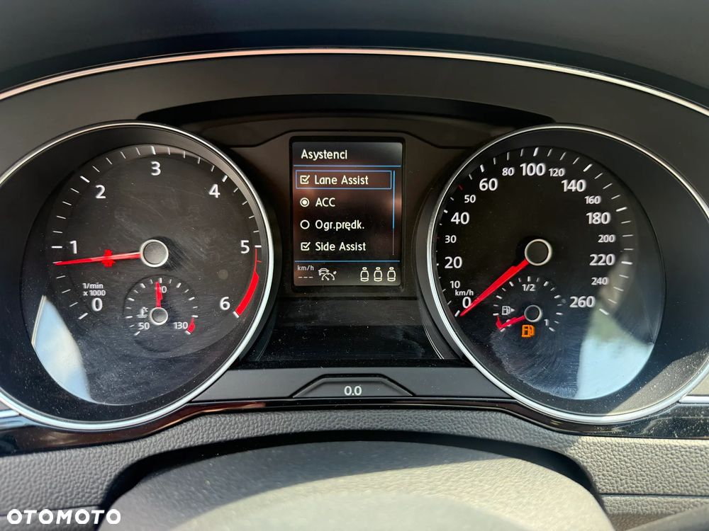Volkswagen Passat 2.0 TDI EVO Elegance DSG - 19