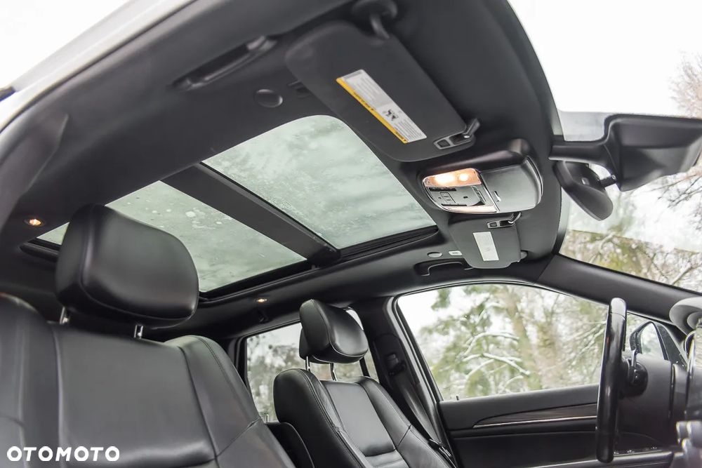 Jeep Grand Cherokee - 8